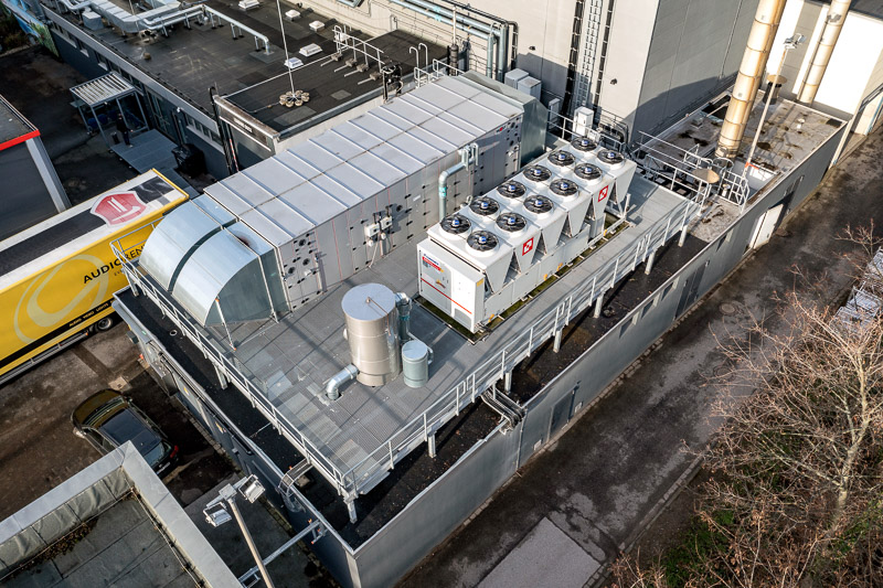 referenzfoto-mitsubishi-electric-halle-de-0012